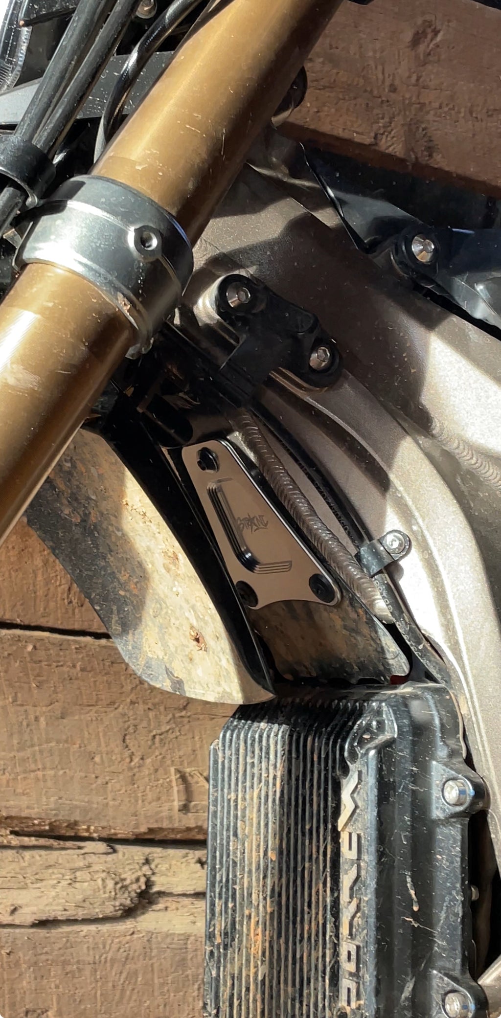 Strxnd Ultra Bee Horn Cover